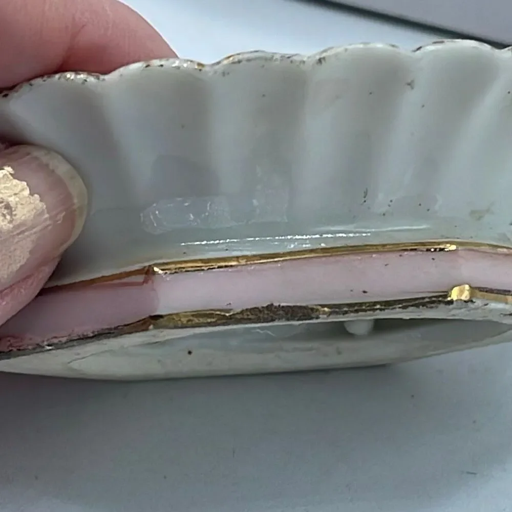 Antique Wallendorf German porcelain trinket dish-soap dish.